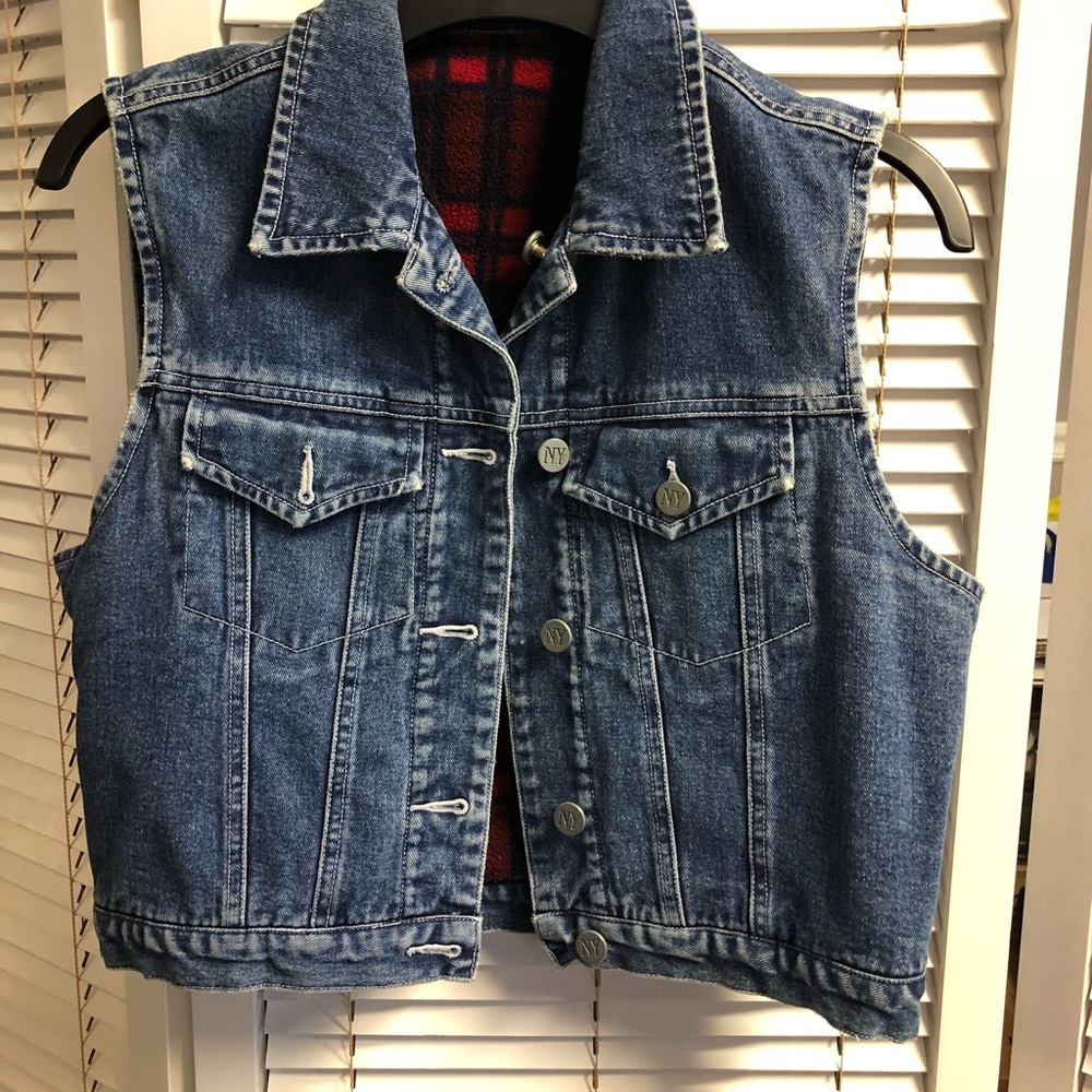 Reversible jean/ plaid vest